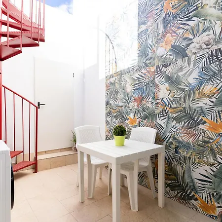 Rentafive - Casa - Terraza - 4 Min Playa